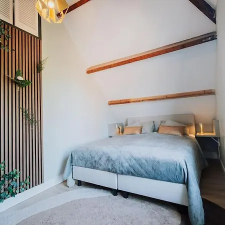 Apartment Jacques Van Marken Erfgoed *